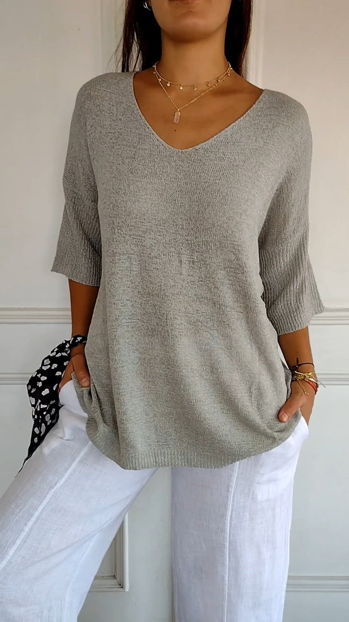 Rosal – Plain Knitted Jumper with V-Neck