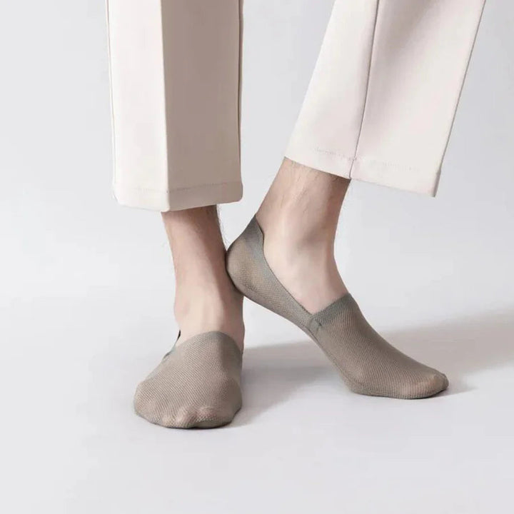 Invisible Grip Socks ? Stay Cool & Confident All Summer Long 3