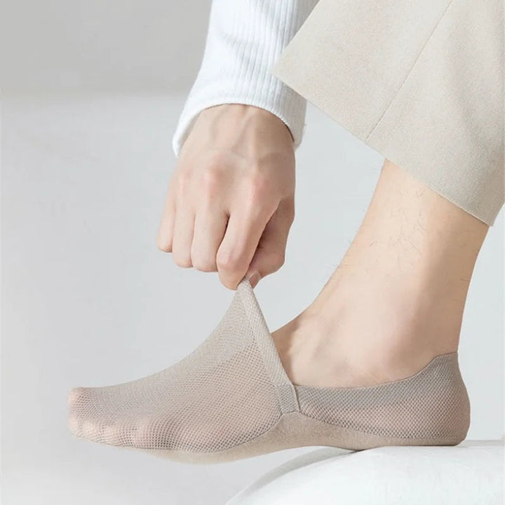 Invisible Grip Socks ? Stay Cool & Confident All Summer Long 4