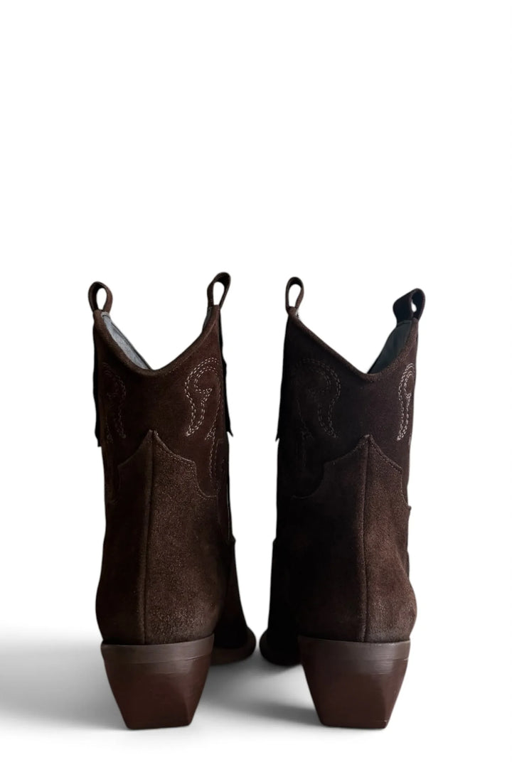 Lara Women&