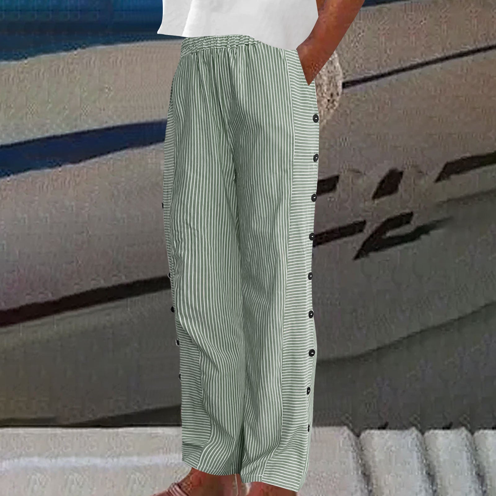 Clara – STRIPED BUTTON-ACCENT TROUSERS