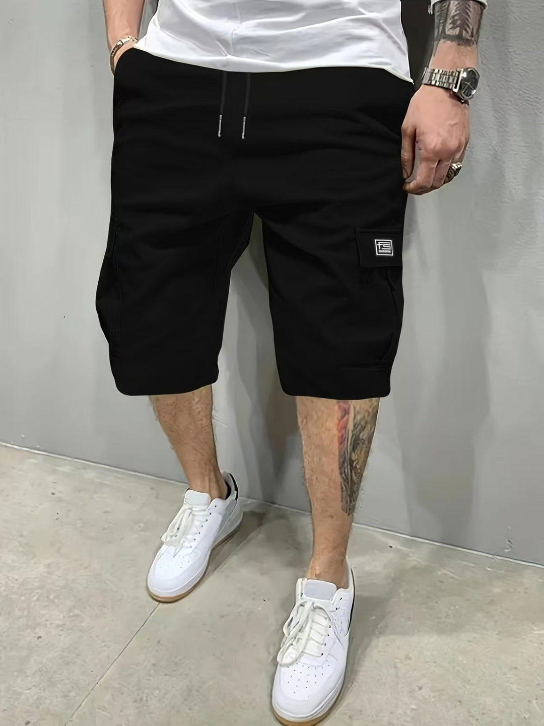 Sleek Men's Cargo Shorts | Relaxed Fit, Comfortable Fabric 0