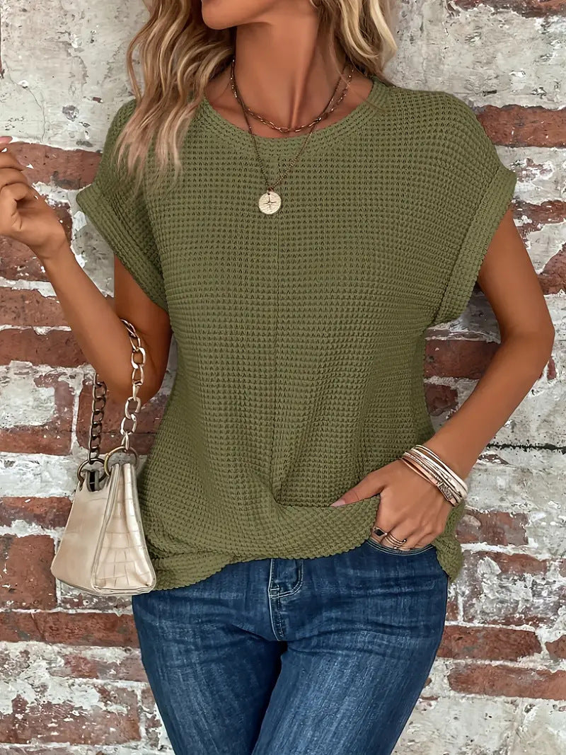 Sophie - The Sweetheart Round Neck T-Shirt